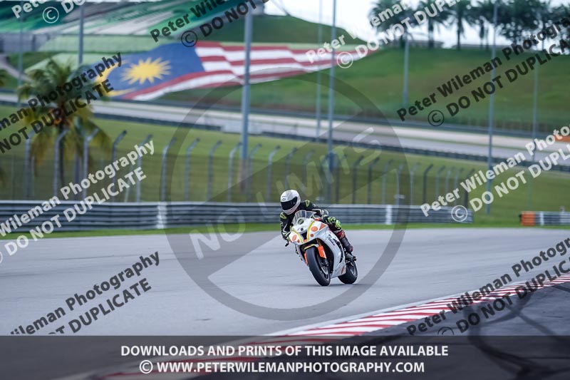 Sepang;event digital images;motorbikes;no limits;peter wileman photography;trackday;trackday digital images